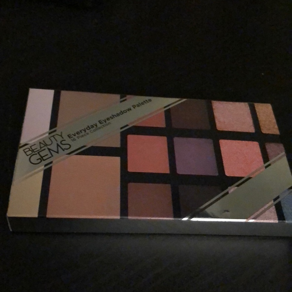 Beauty Gems Everyday Eyeshadow Palette